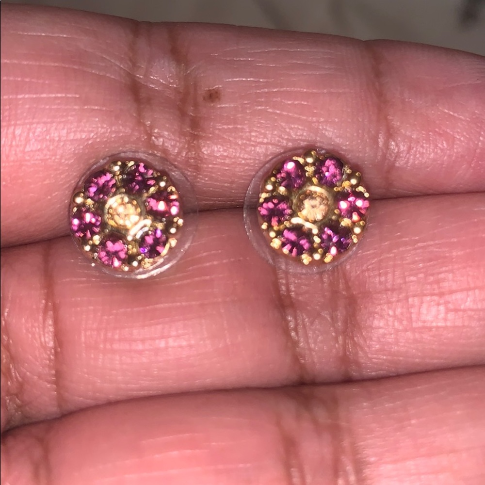 Lovely stud earrings
